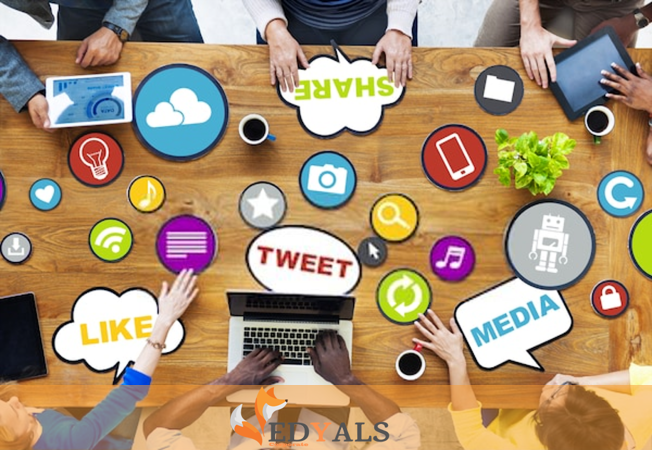 COMMUNITY MANAGER
